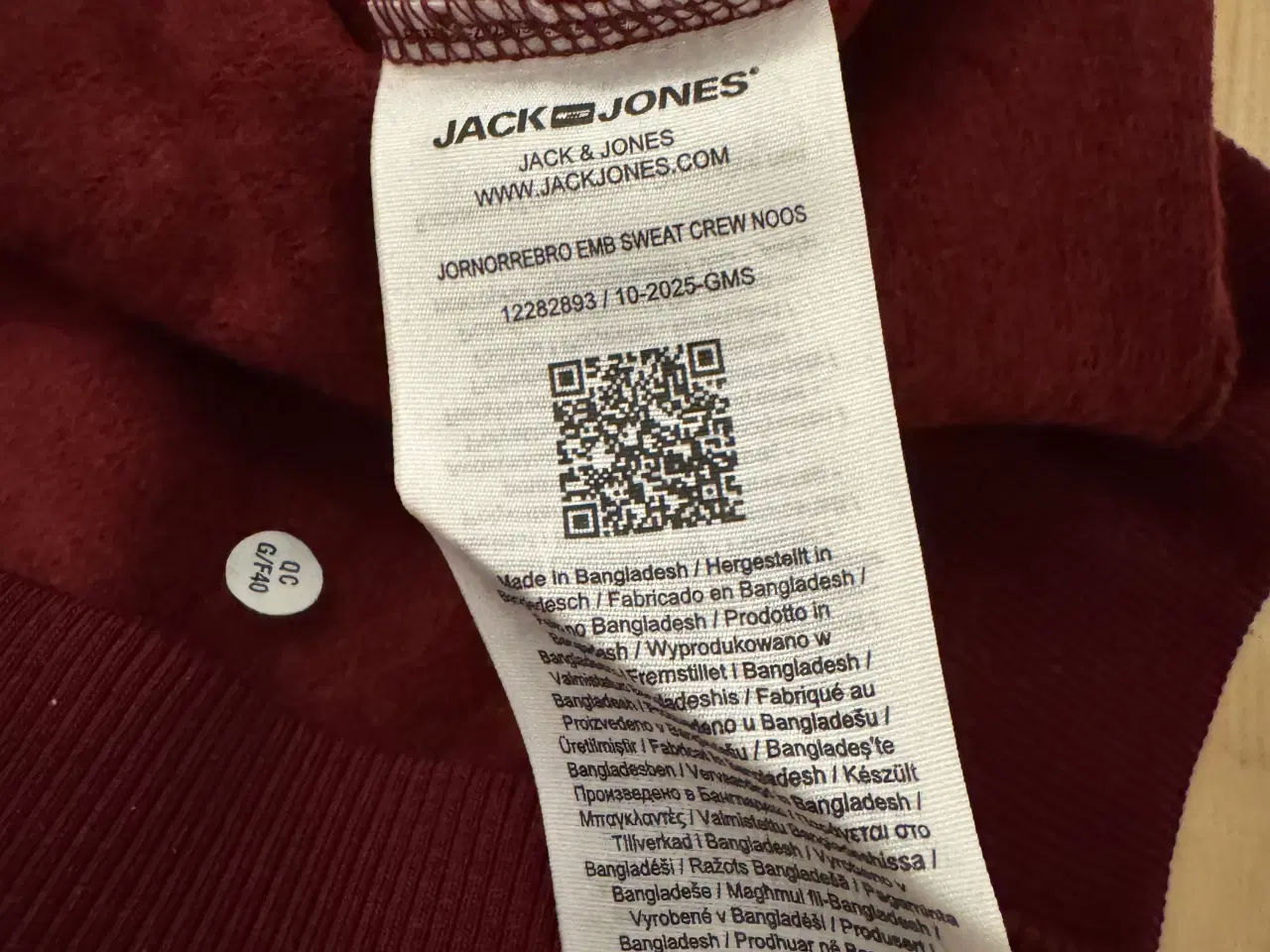 Billede 7 - To sweatshirts sælges 