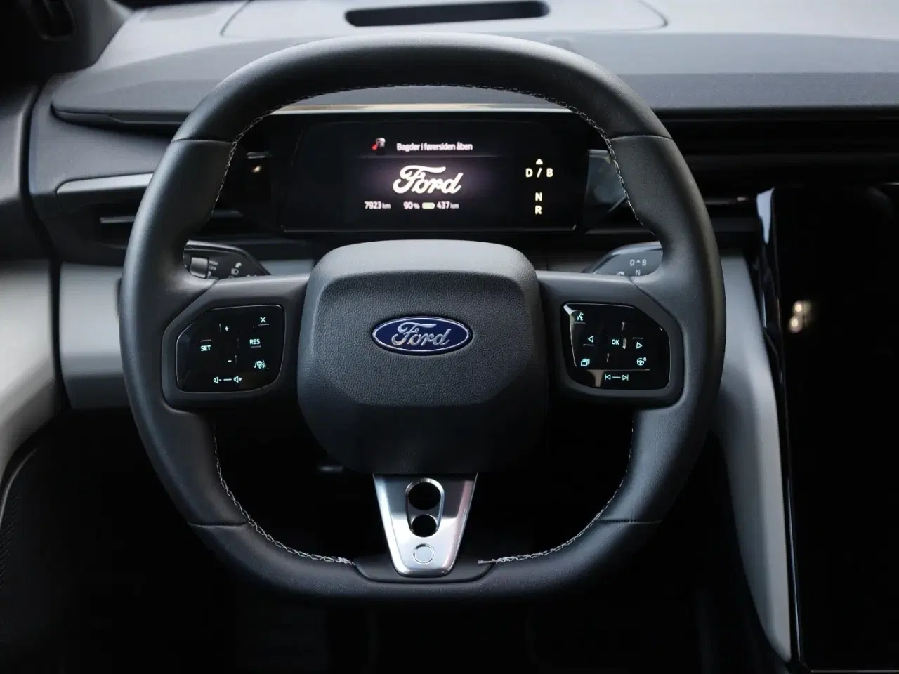 Billede 8 - Ford Capri 77 Select Extended Range