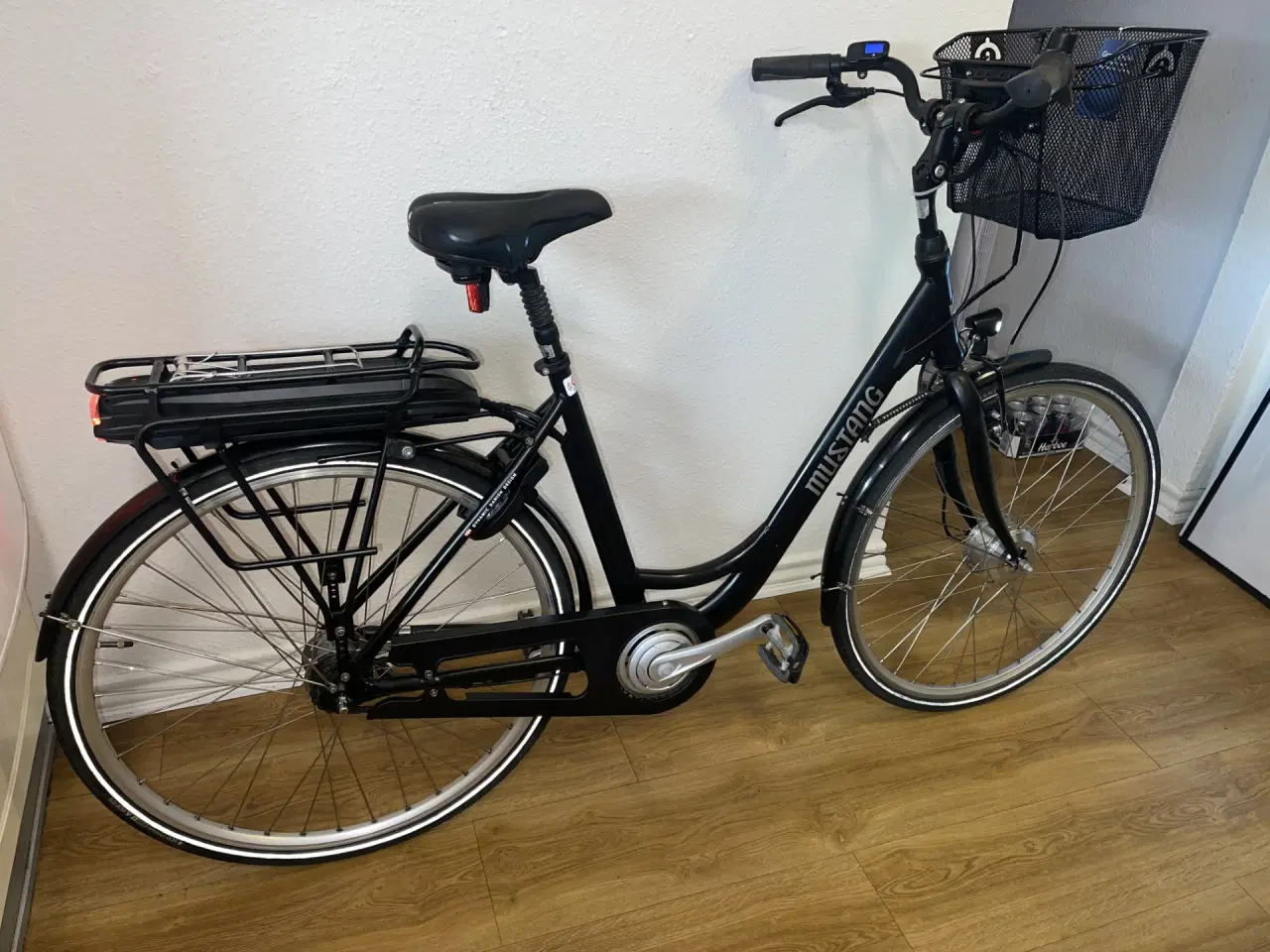 Billede 2 -  flot Mustang dame elcykel 28"  7 gear.