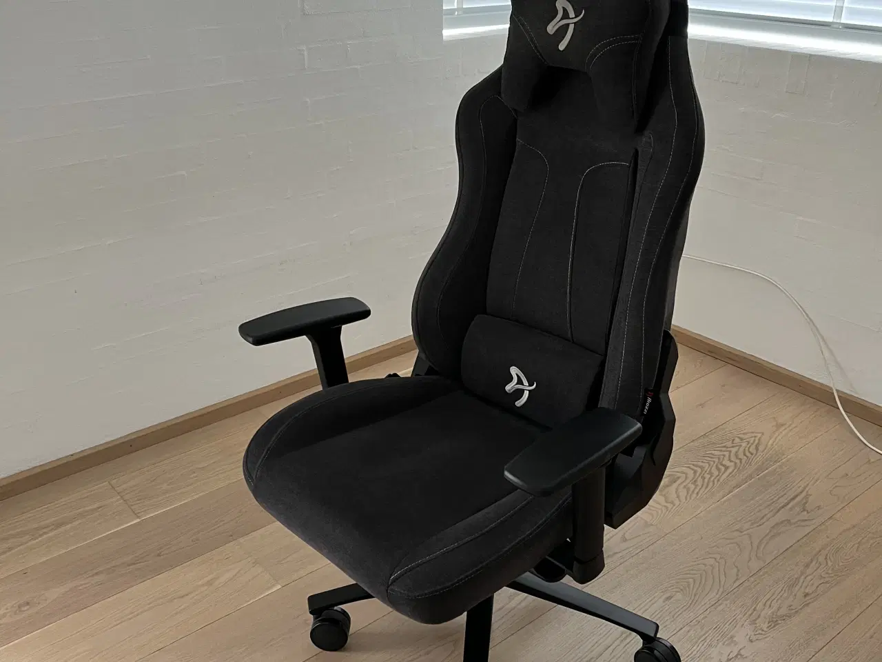 Billede 2 - Gamerstol Arozzi