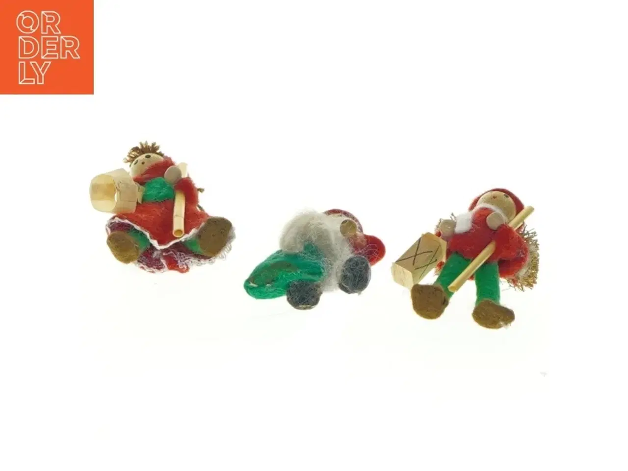 Billede 5 - Julepynt figurer i træ og filt (str. 6,5 x 4)