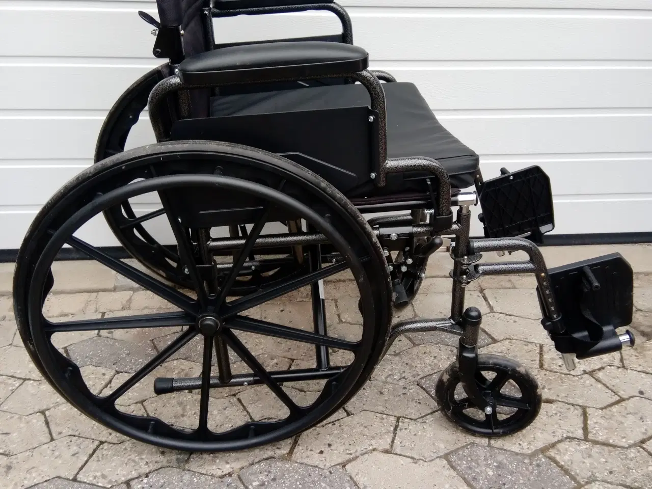 Billede 4 - Kørestol som er sammenklappelig, belastning 110 kg