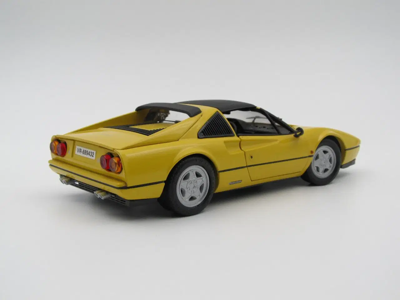 Billede 3 - 1985 Ferrari 328 GTS 3,2 l. V8 - 1:18  