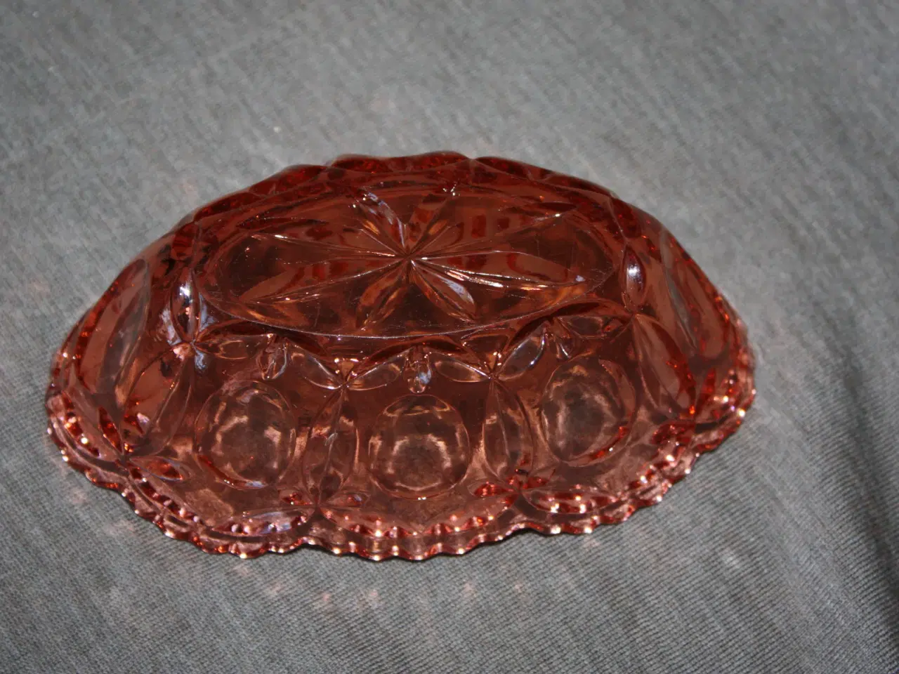 Billede 3 - Fyens glas skål Rolf 17,5 cm lyserød?