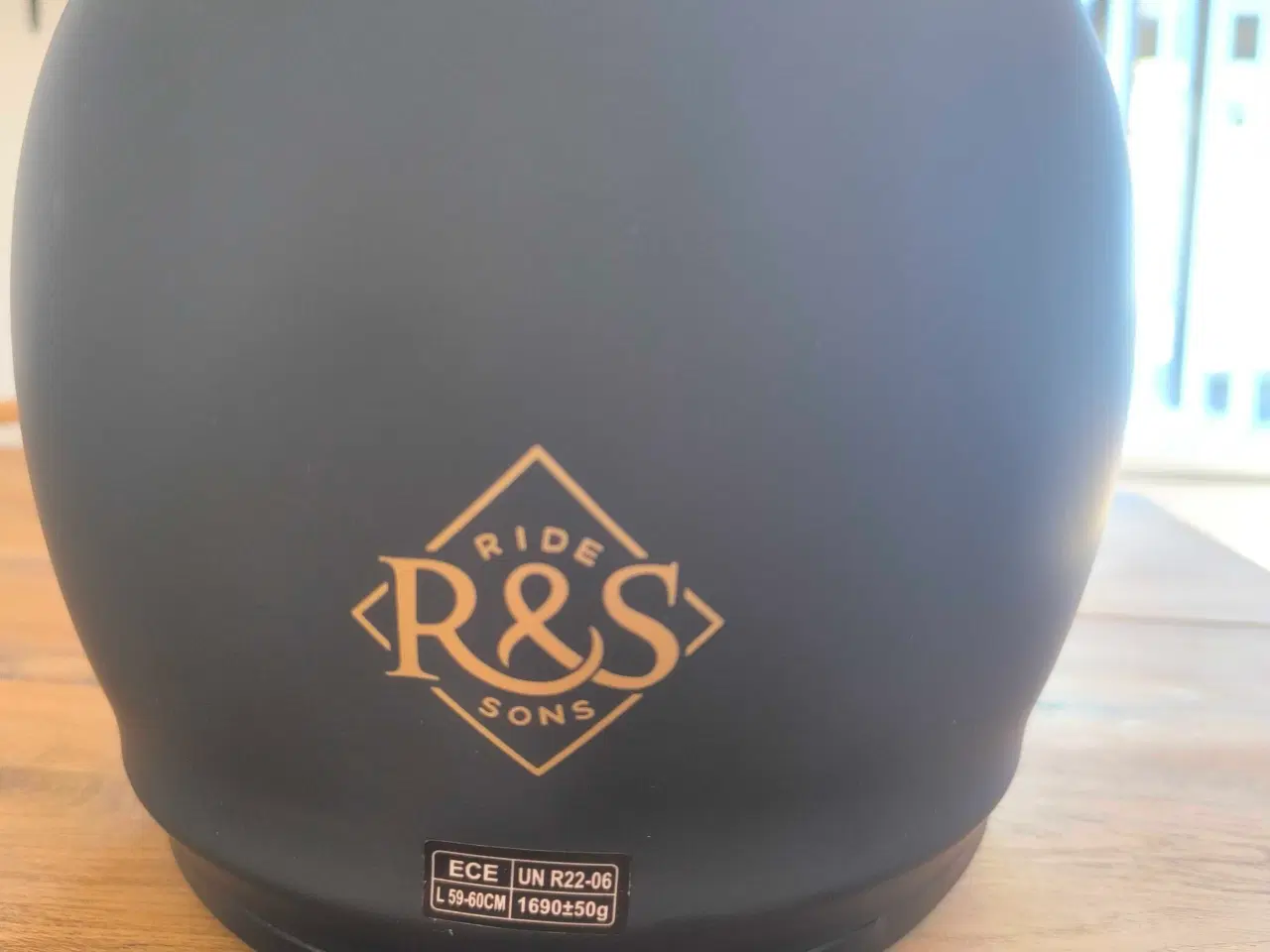 Billede 4 - Ride&Sons punch hjelm. Næsten ubrugt
