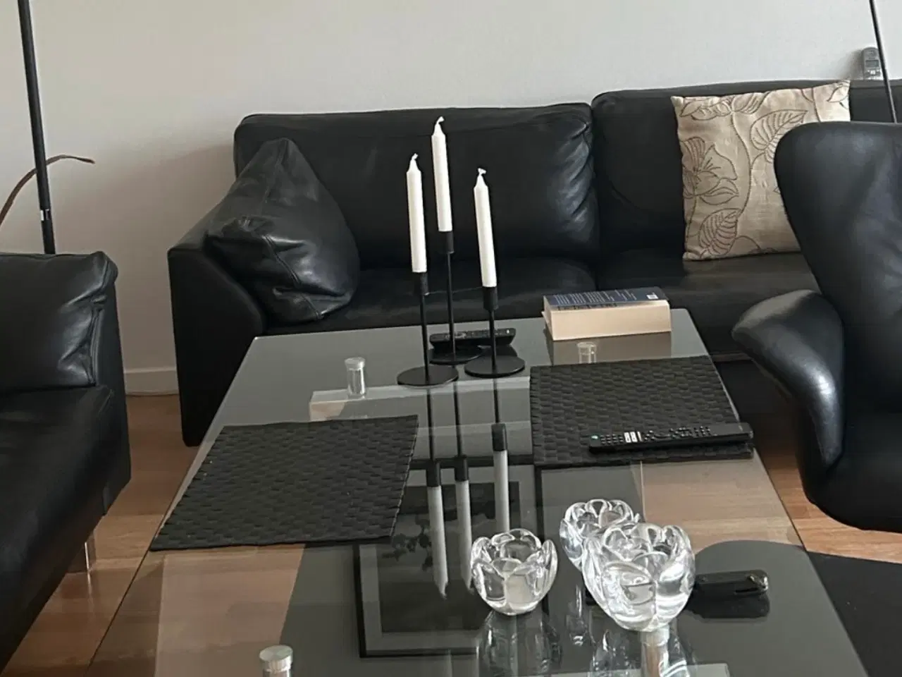 Billede 1 - Sofabord i glas med krom ben
