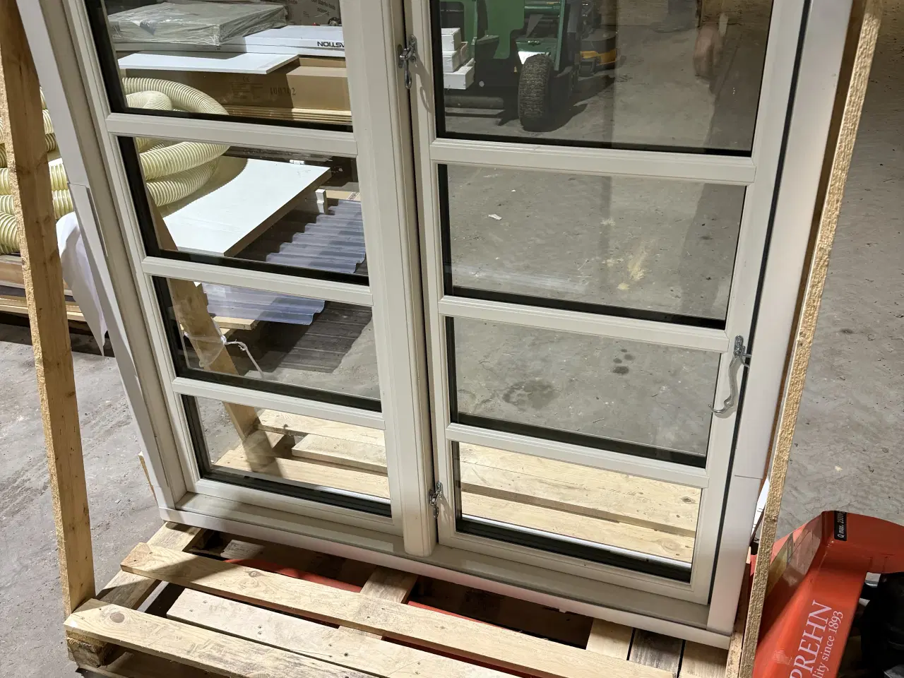 Billede 2 - Bondehus vindue