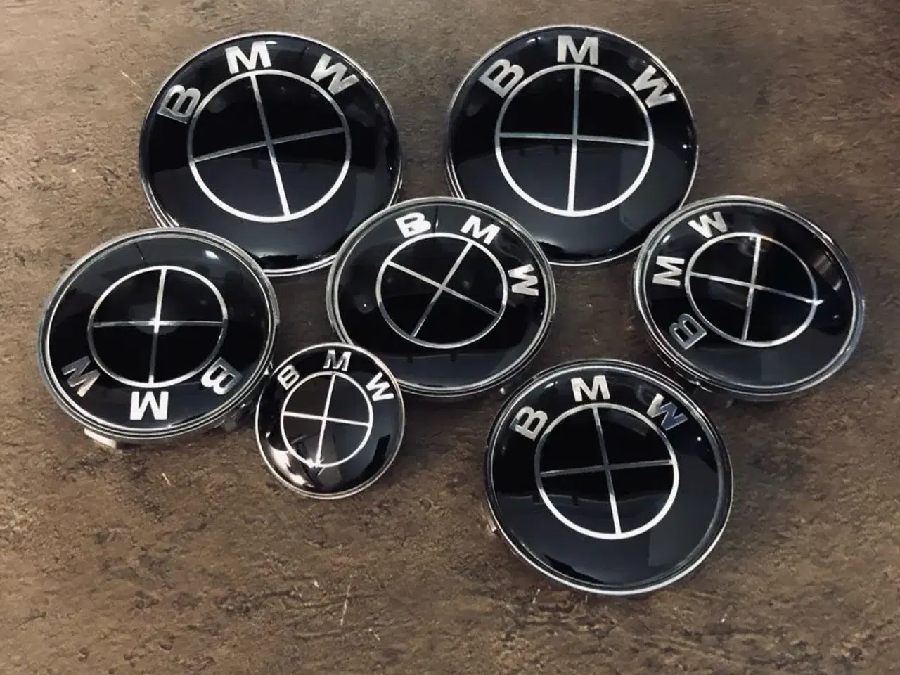 Billede 8 - BMW emblemer / logo