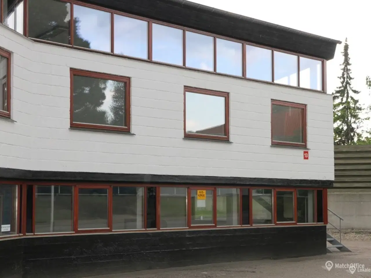 Billede 1 - Stort kælderrum med dagslys ledig fra 1/7/2022