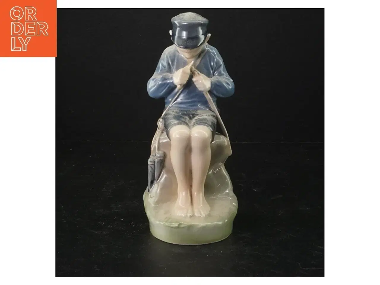 Billede 1 - Figur 905 fra Royal Copenhagen (str. 18 cm)