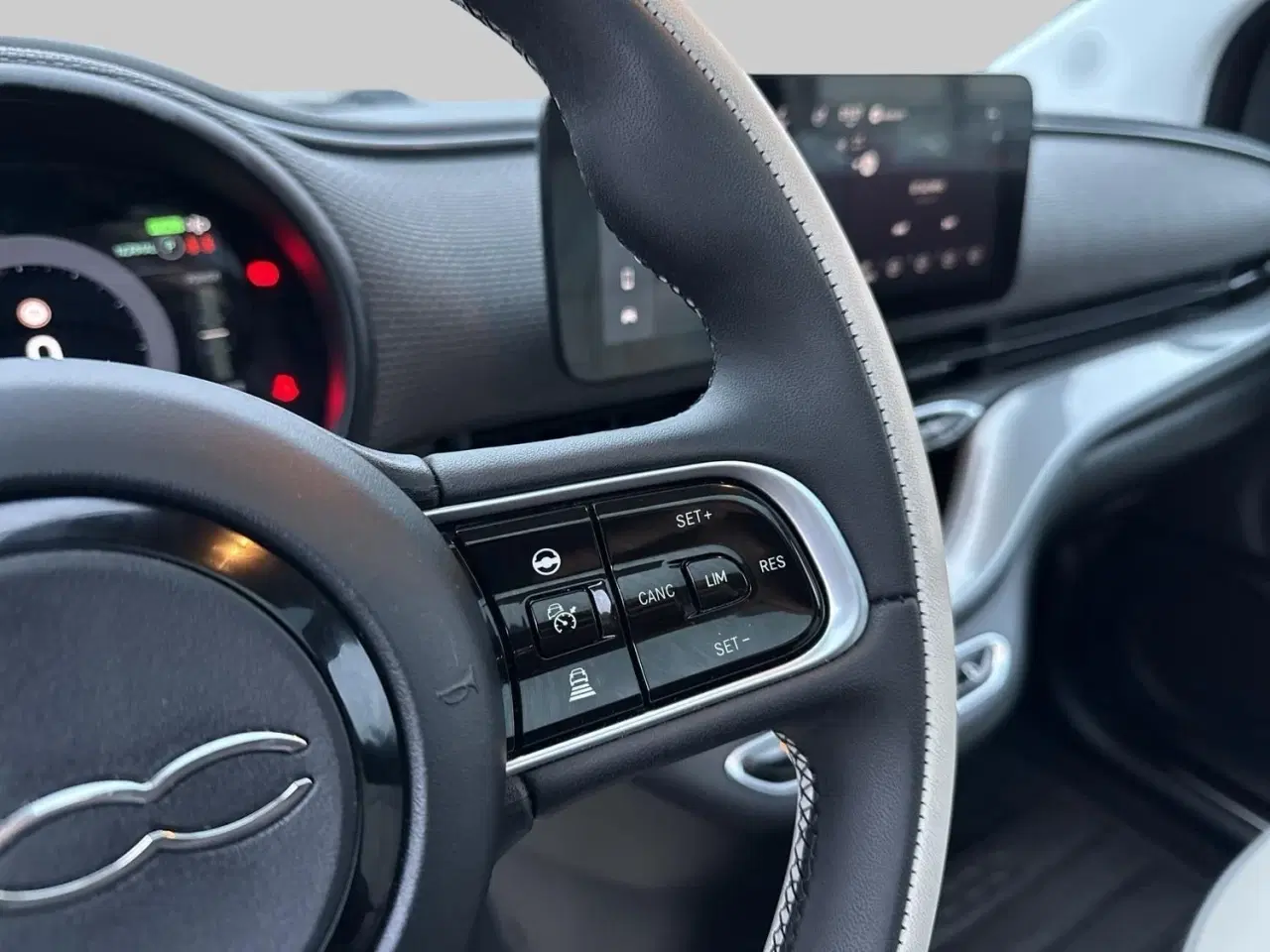 Billede 14 - Fiat 500e 42 la Prima