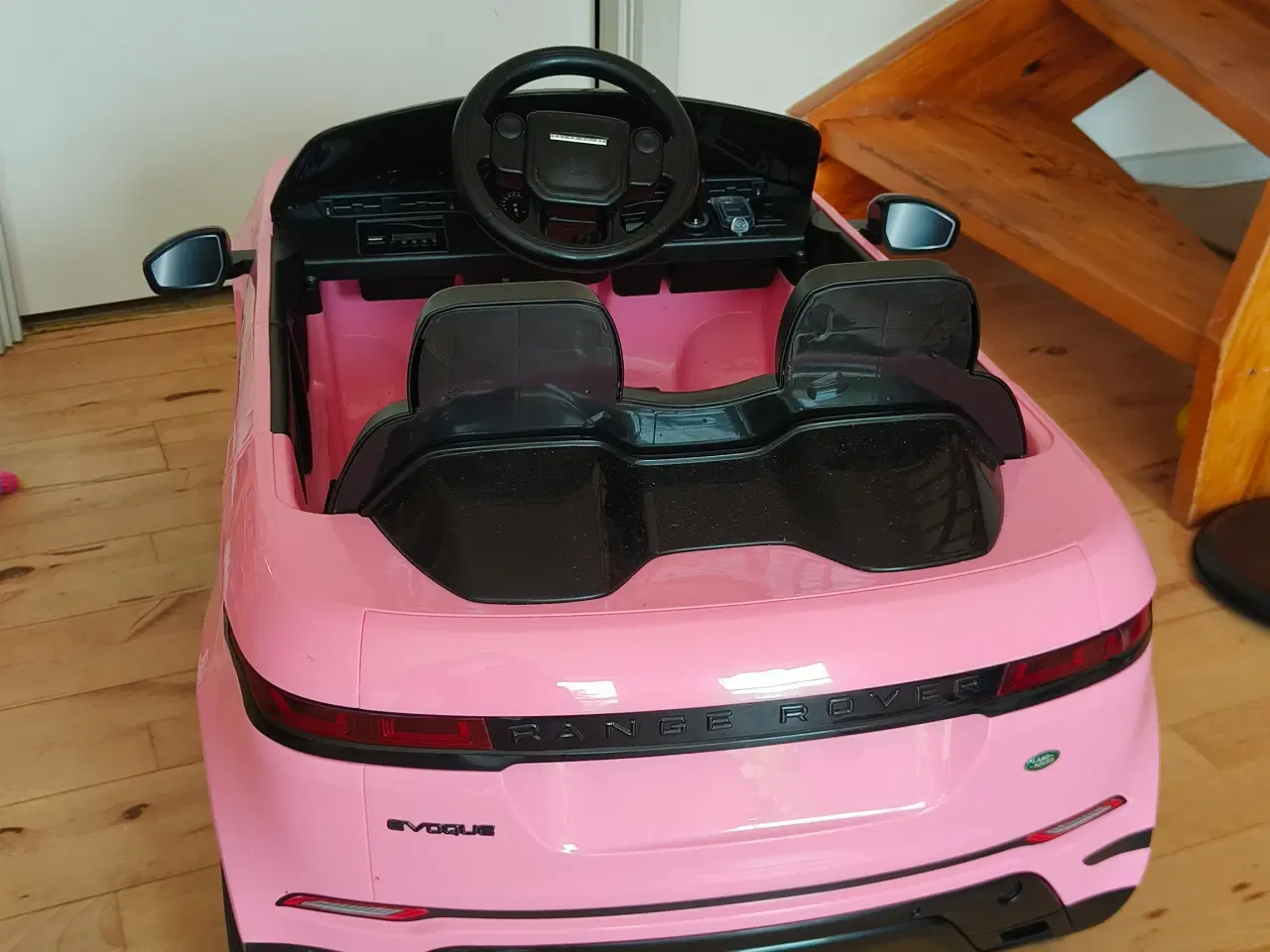 Billede 2 - Electric kids car with remote 