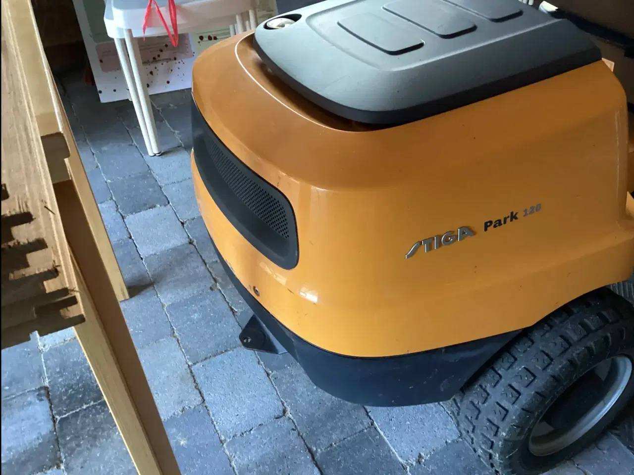 Billede 7 - STIGA PARK FRONTMONTERET MED HYDROSTAT