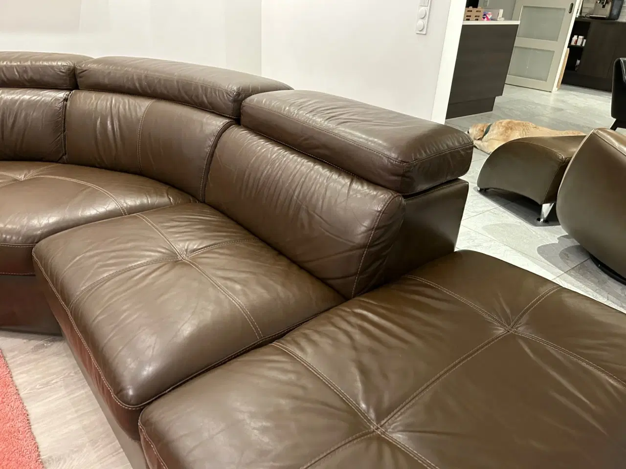 Billede 3 - Lædersofa, italiensk produceret