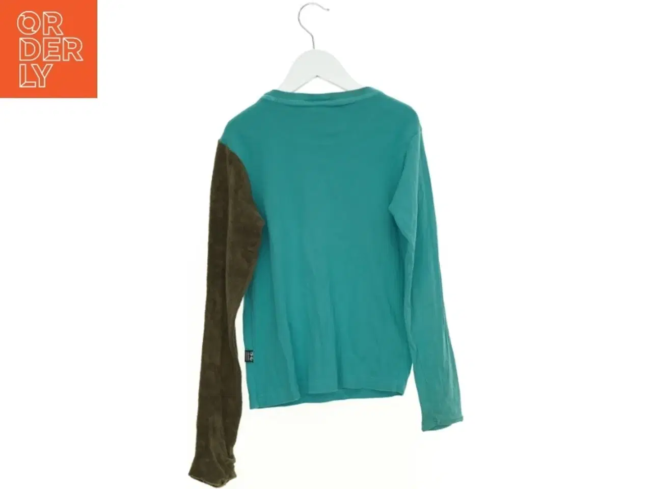 Billede 2 - Bluse fra Ubang (str. 140 cm)