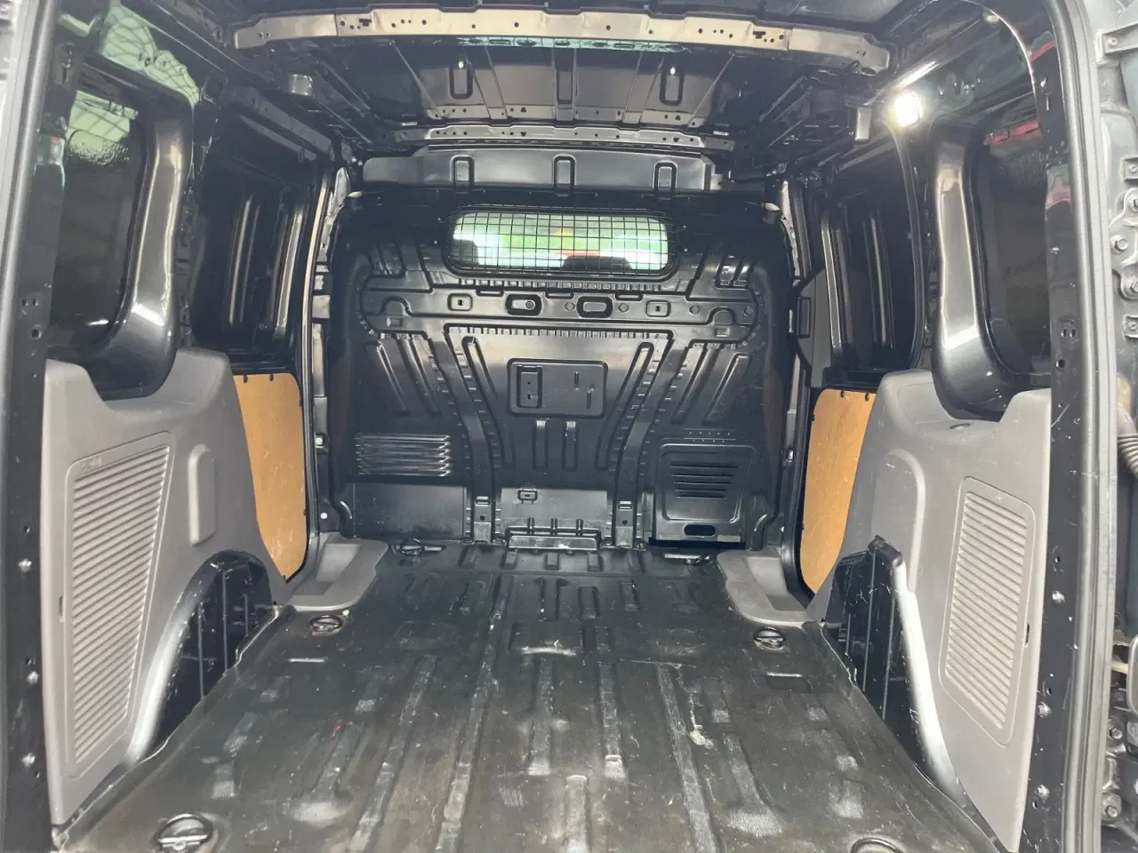 Billede 10 - Ford Transit Connect 1,5 TDCi 100 Trend kort