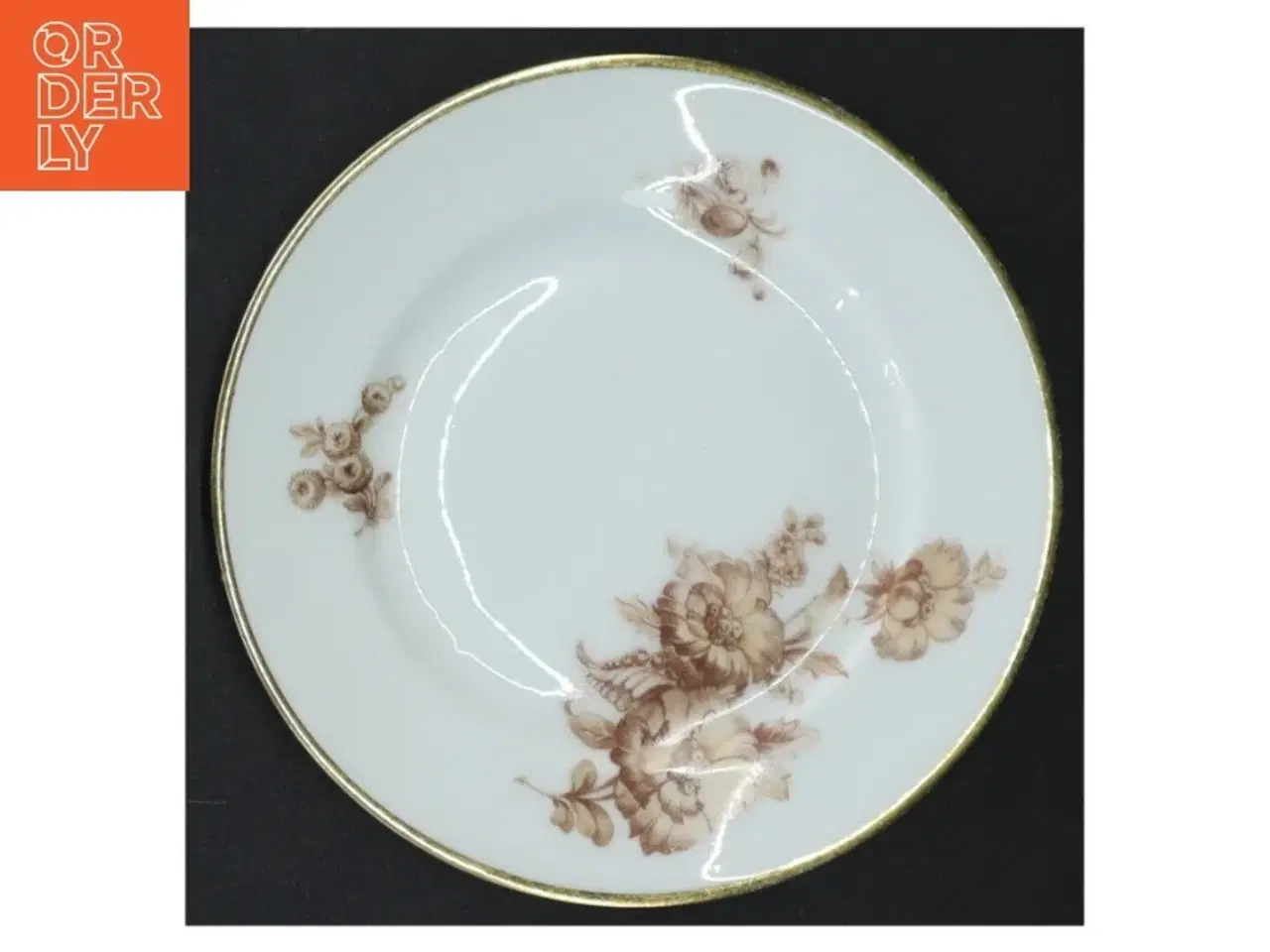 Billede 5 - Porcelænstallerkener med guldkant og blomstermotiv (str. Ø 15 cm)
