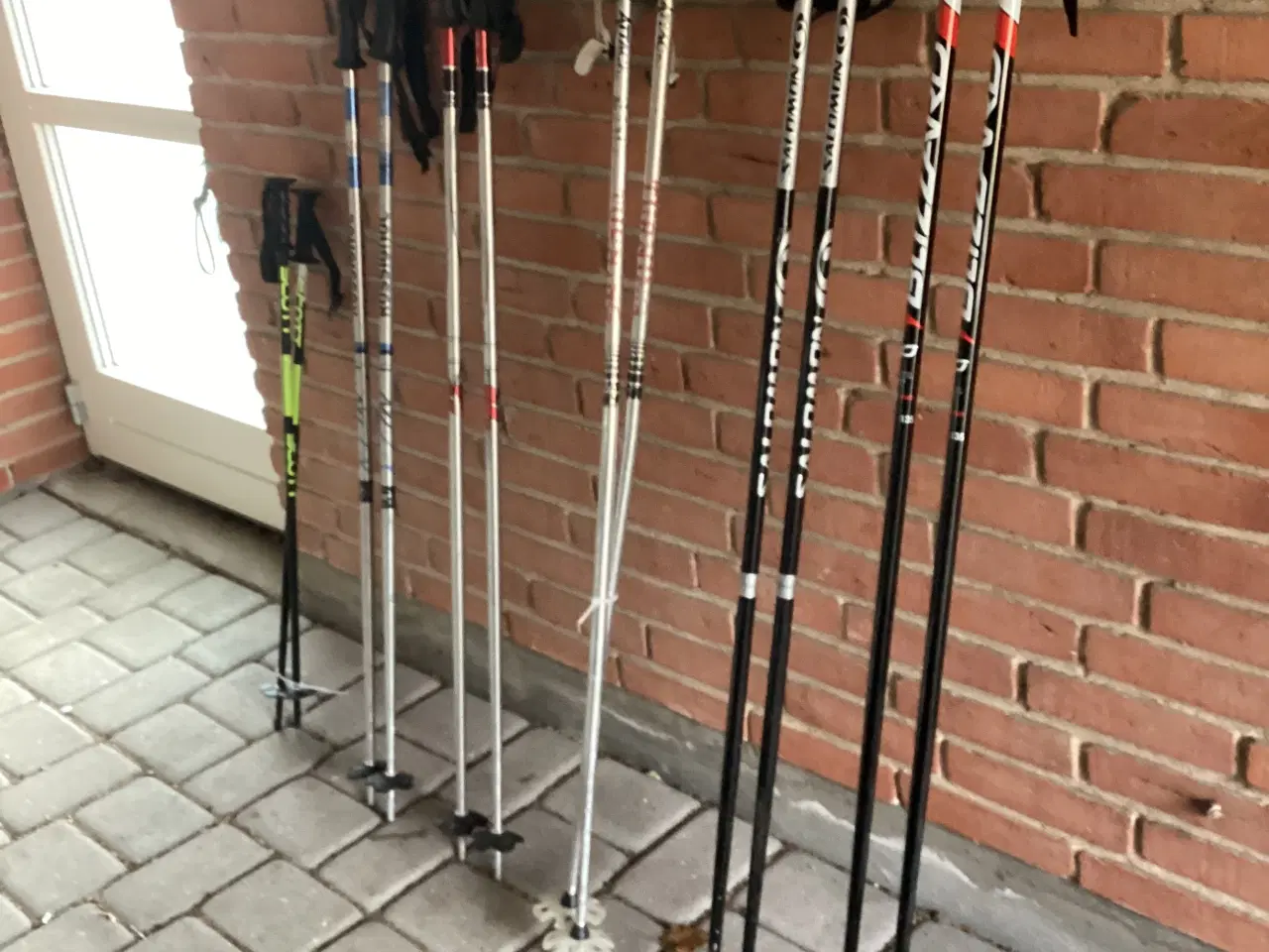 Billede 2 - Alpin Skistave: 85 cm til 130cm.kun 150 kr pr. par