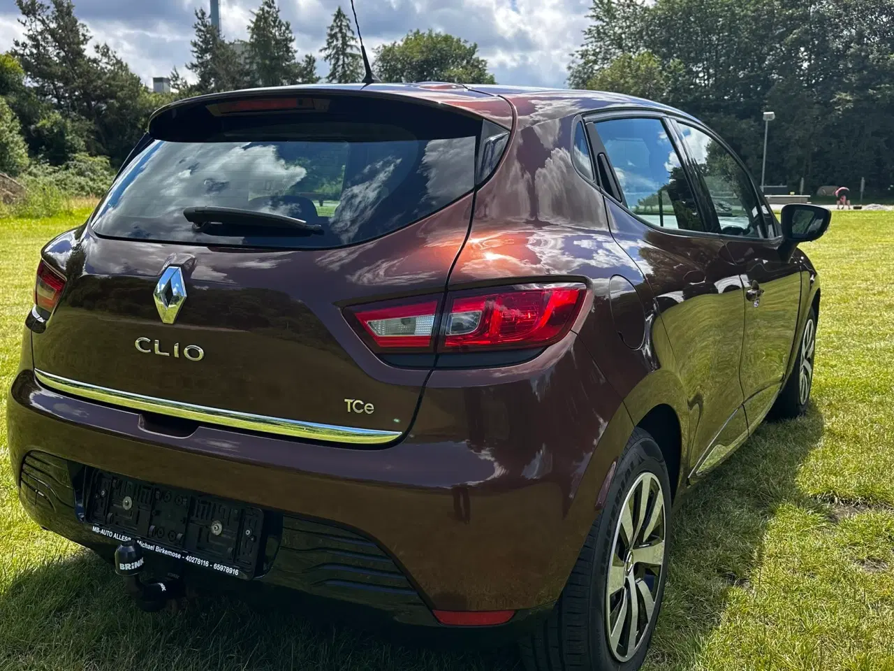 Billede 7 - Flot nysynet Renault Clio med lav KM...