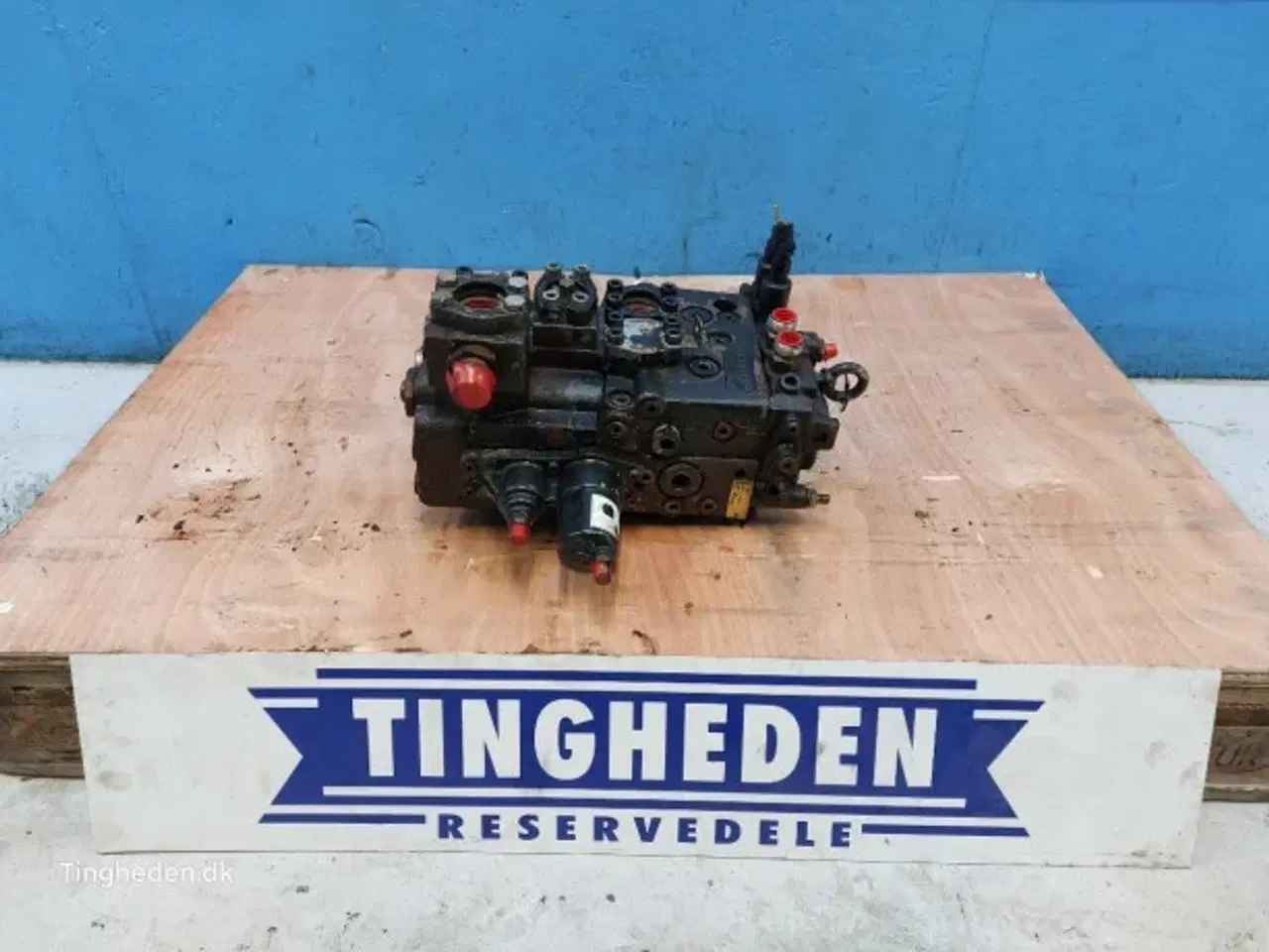 Billede 1 - JCB 427 HL Hydraulikventil 334/V1169