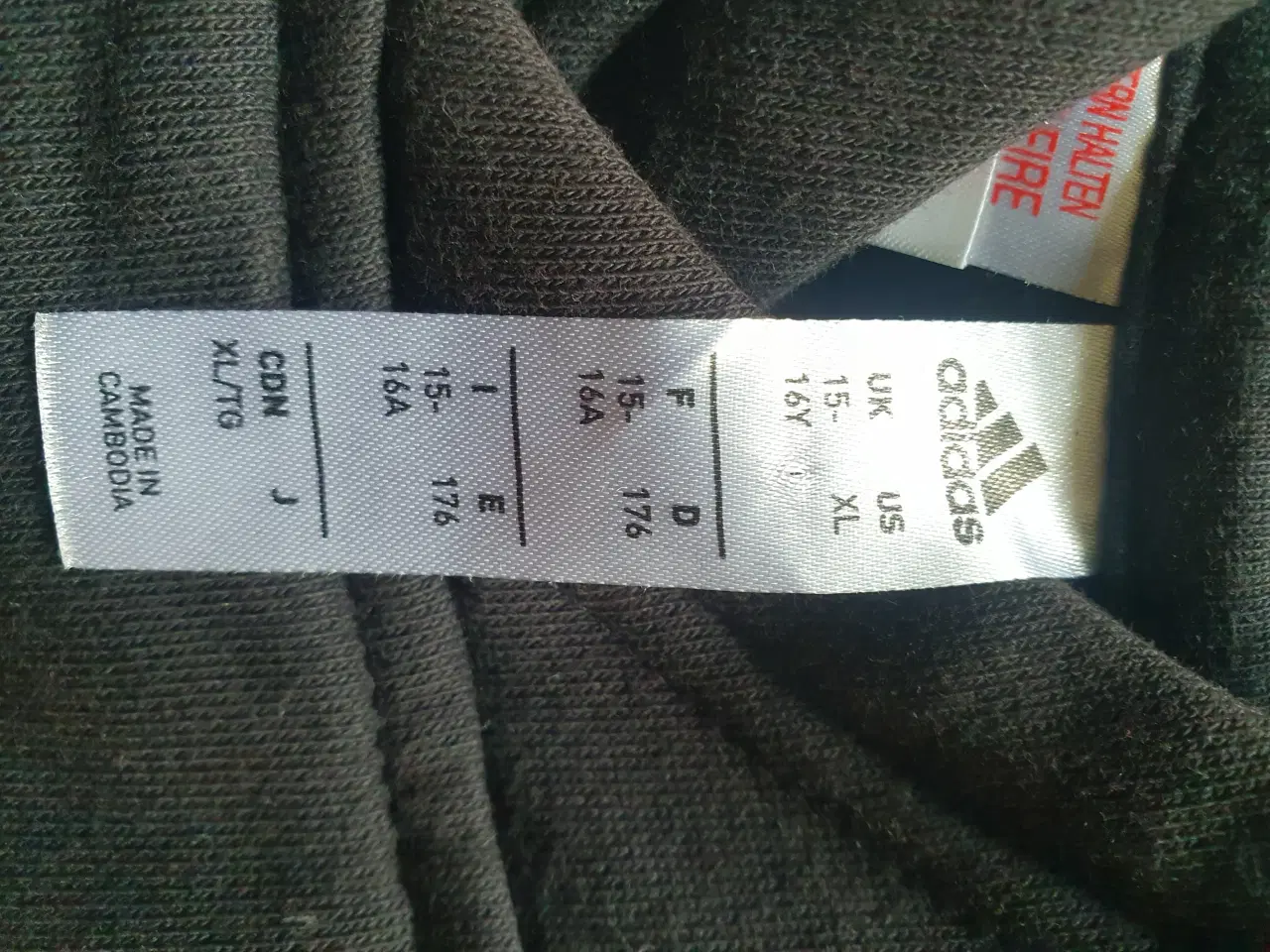 Billede 2 - Adidas træningsdragt, sort.