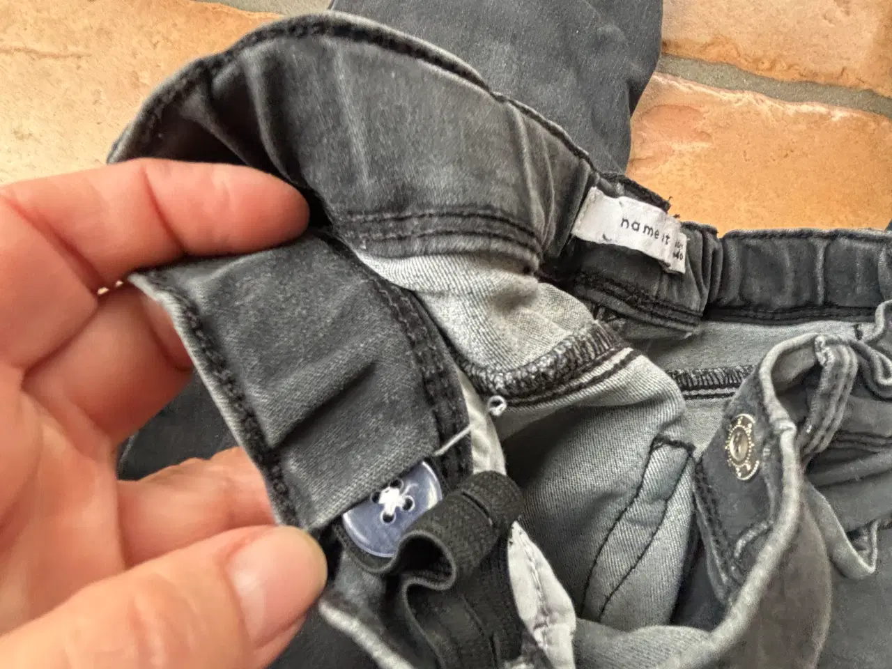 Billede 11 - Sort/grå Name it bukser str. 140