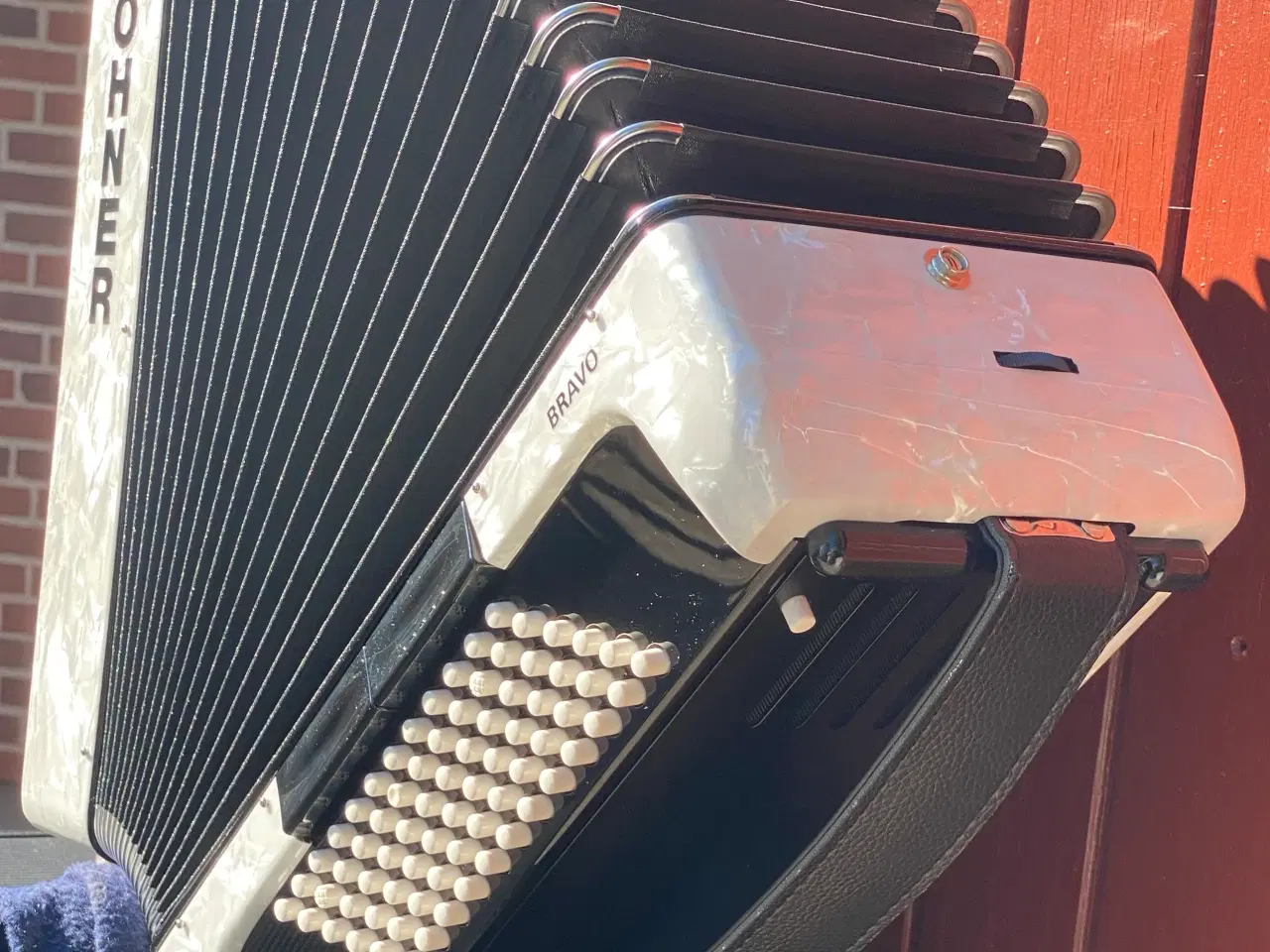 Billede 15 - Hohner Bravo III 72 – Hvid Perlemor