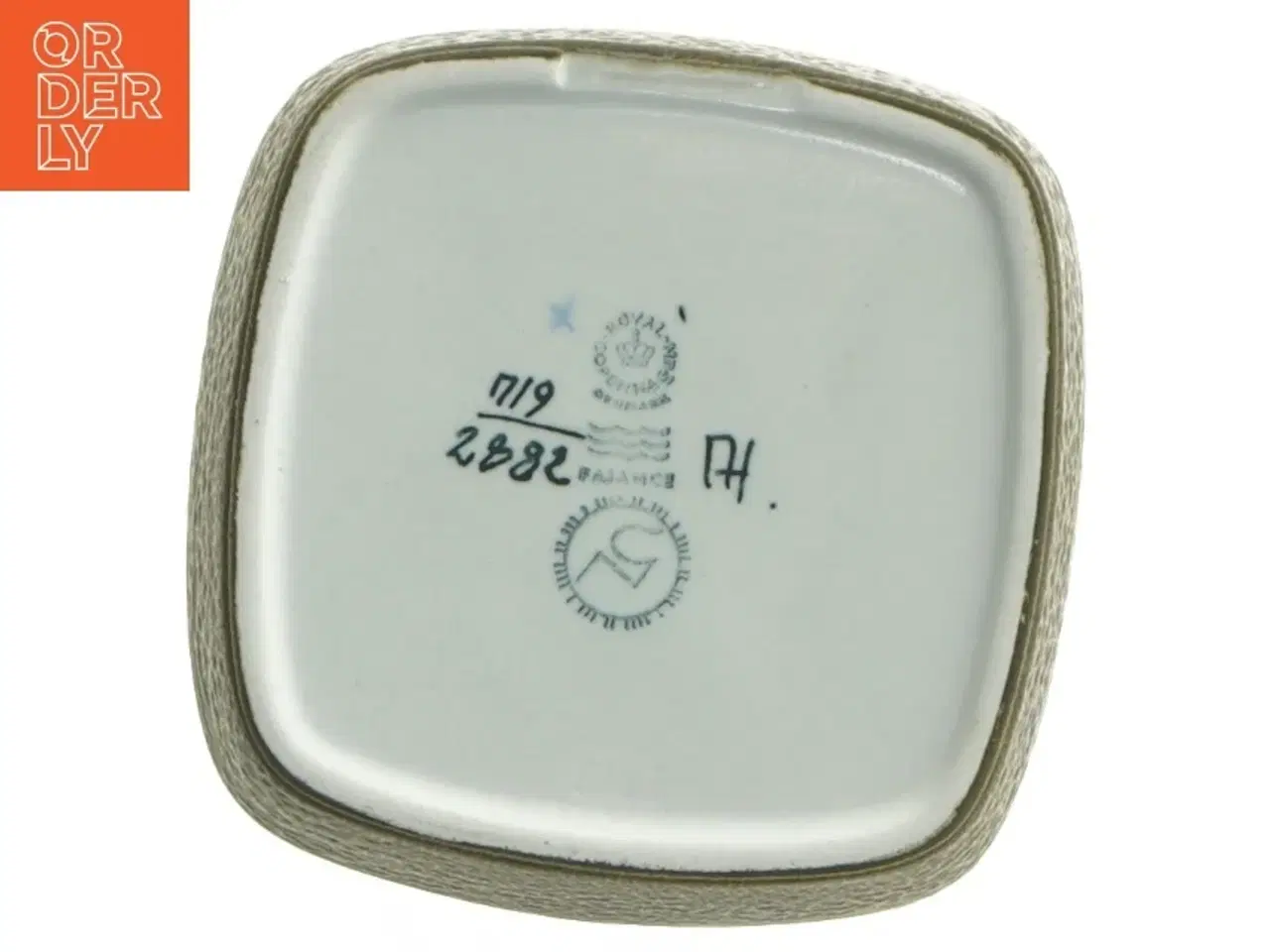 Billede 6 - Fajance fade fra Royal Copenhagen (str. 10 cm. og 15 cm)