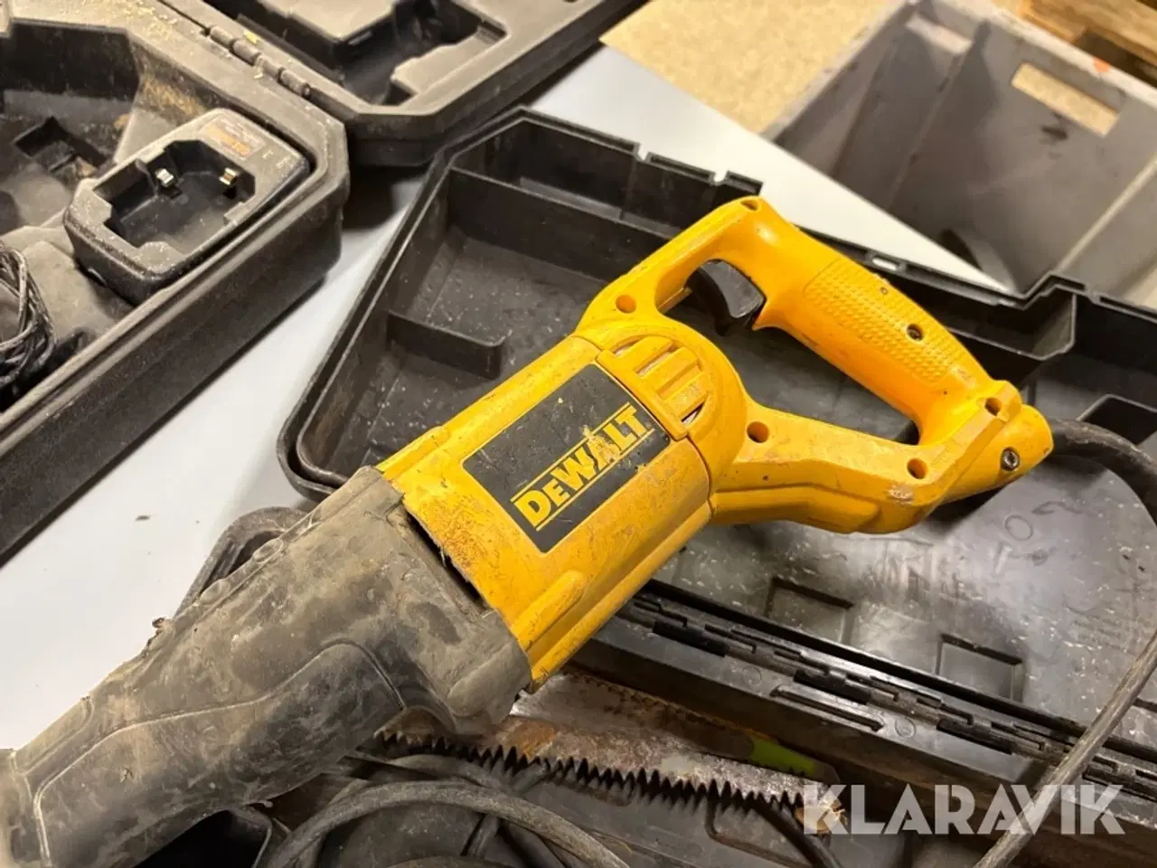 Billede 7 - Sømpistol og bajonetsav Tjep