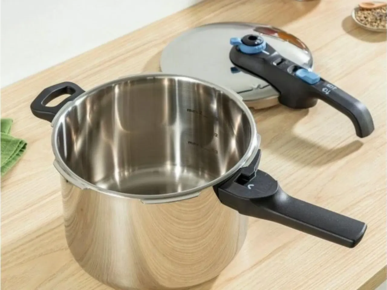 Billede 15 - Trykkoger Tefal P2584301 rustfrit stål - 4 og 6 l sæt