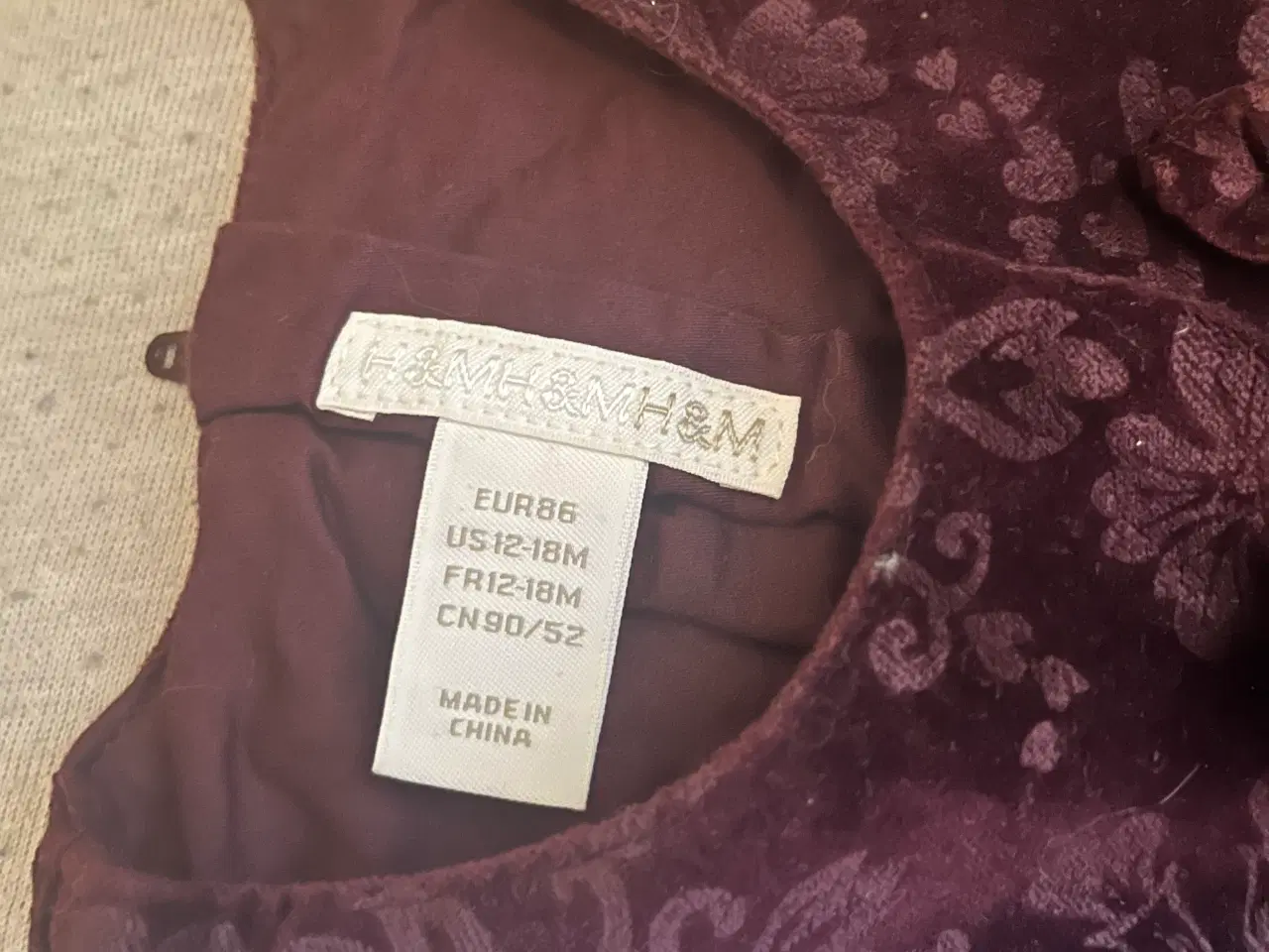 Billede 4 - Sød kjole fra H&M.