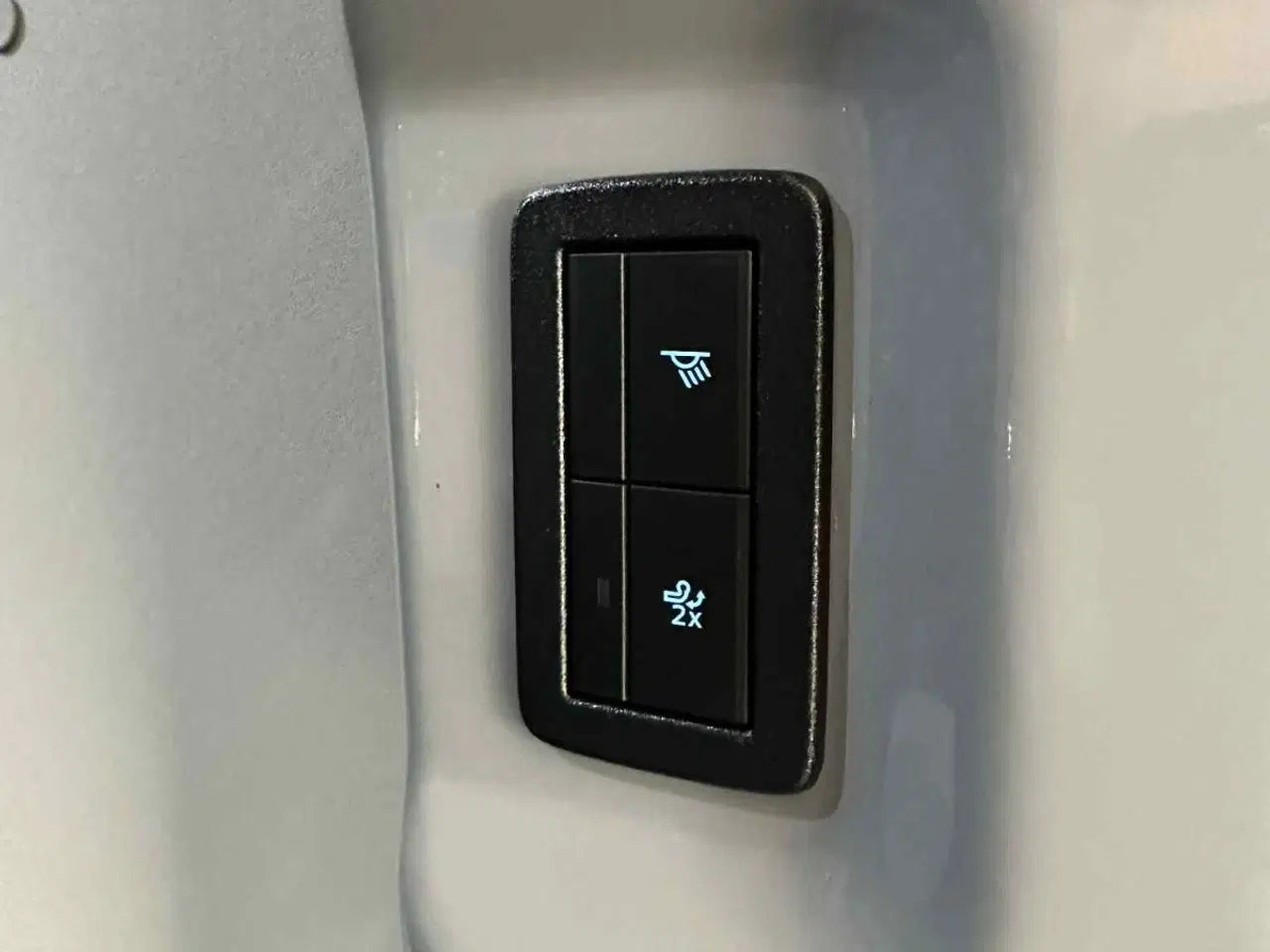 Billede 16 - Ford E-Transit Custom 340L 64 Limited