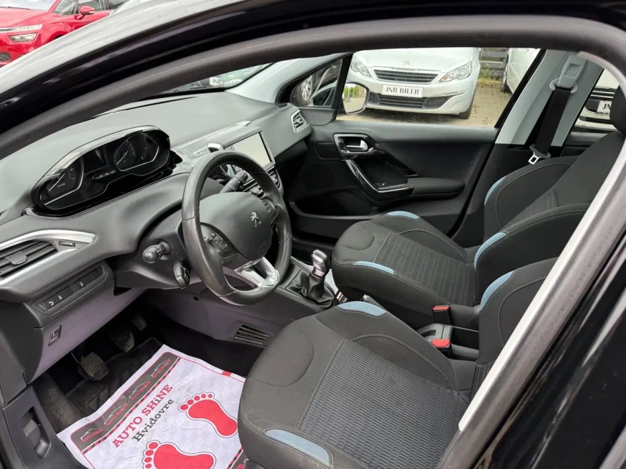 Billede 10 - Peugeot 208 1,2 VTi 82 Envy Sky