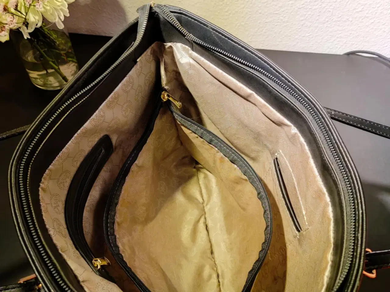 Billede 4 - ✨Michael Kors Tote – High-End Stil, Low-End Pris✨