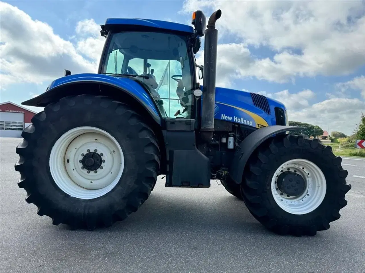 Billede 10 - New Holland T8050 MED AFFJEDRET FORAKSEL!