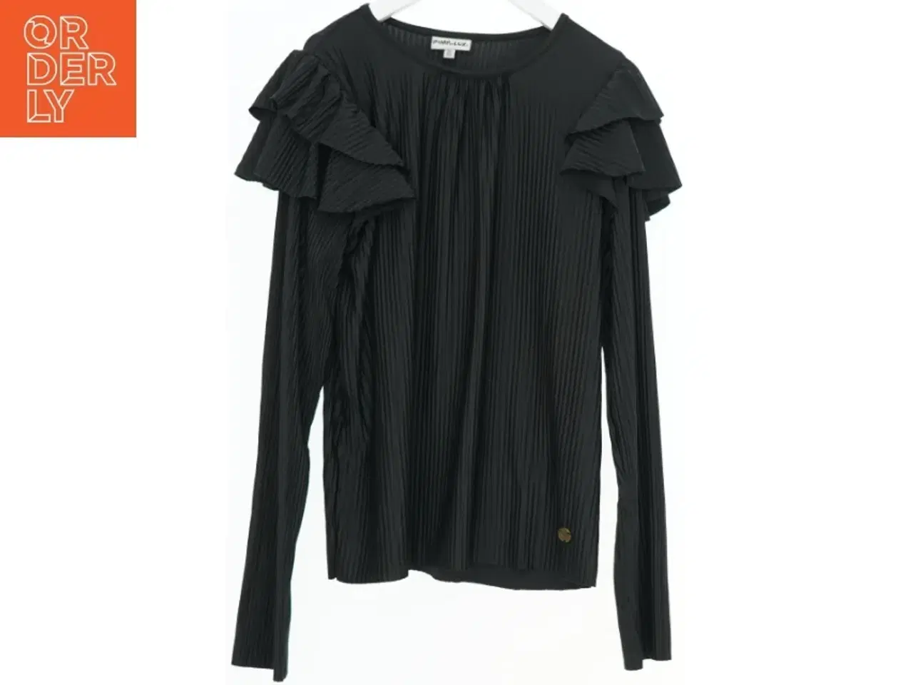 Billede 1 - Sort bluse med flæse fra Pomp de Lux (str. 152)