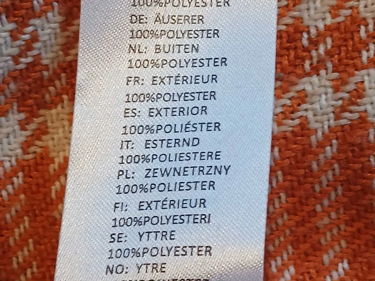 Billede 11 - Frakment ternede jakke str S/M 