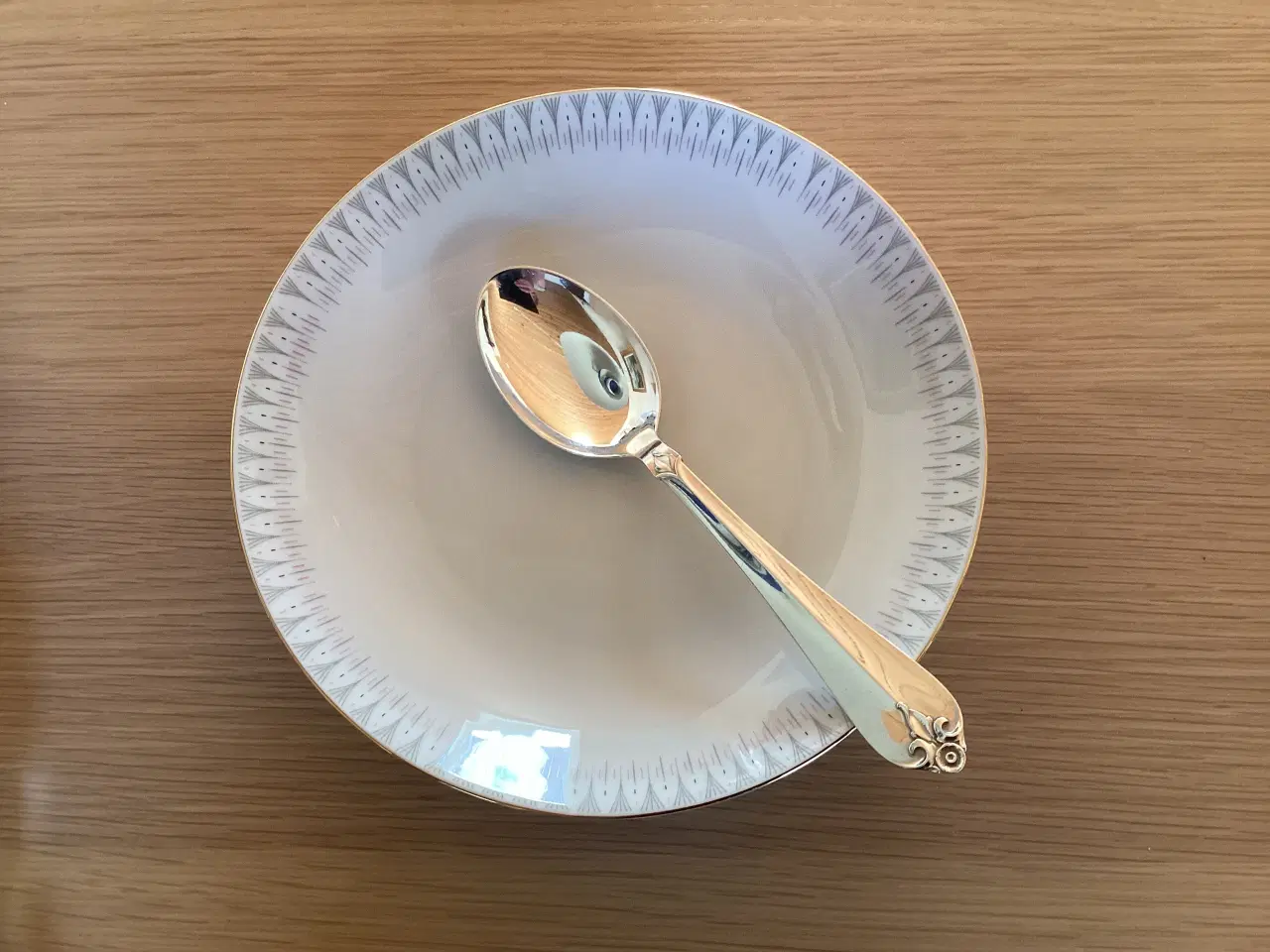 Billede 1 - Spiseskeer i Sølvplet “Diana”, pris pr. stk.