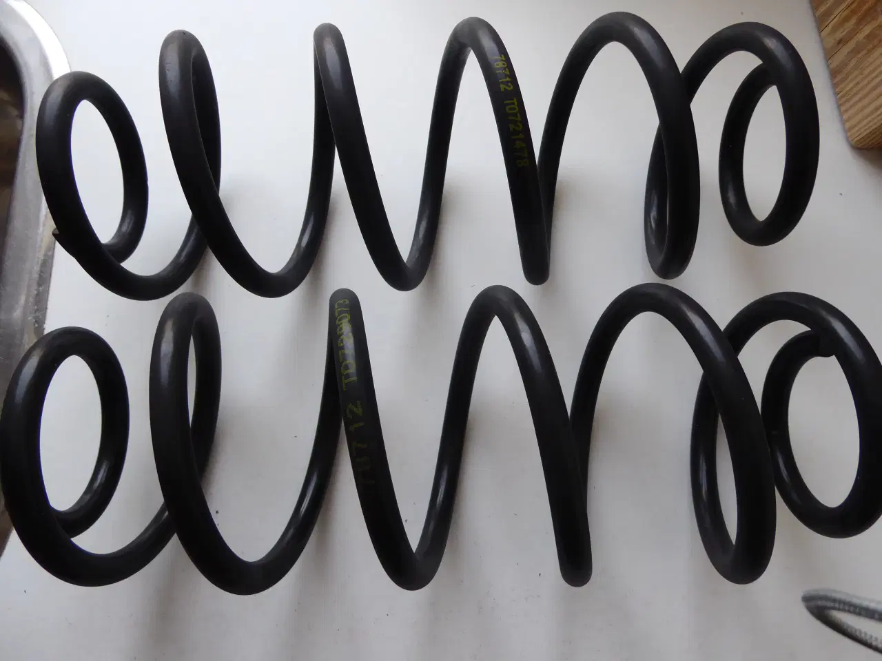 Billede 4 - Bagfjedre, Lesjofors