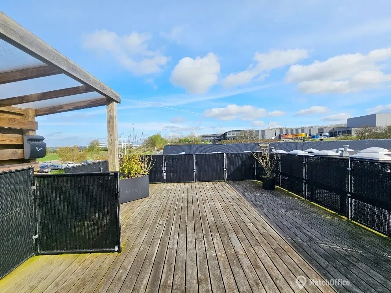 Billede 6 - Flot højloftet kontor med egen tagterasse i Måløv