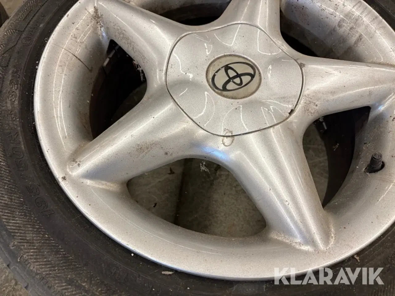 Billede 12 - Alufælge med dæk Toyota