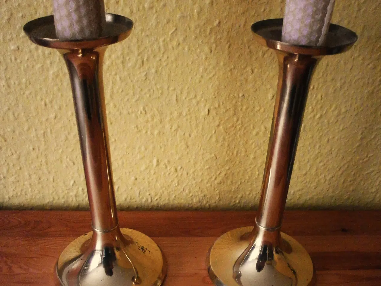 Billede 3 - G.V. Harnisch Lysestager & håndrullede bivokslys