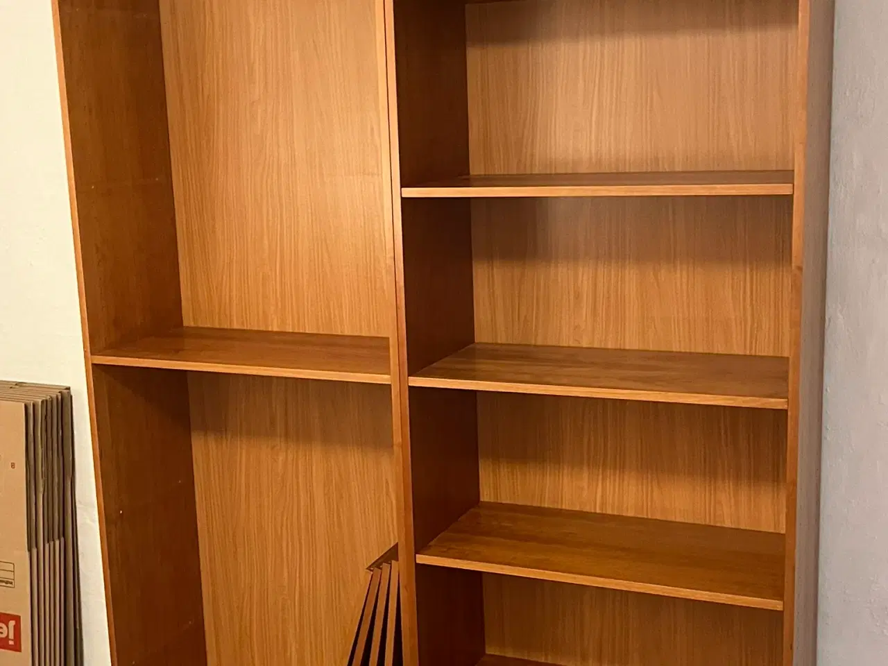 Billede 1 - Reoler, ægte Kirsebærtræ finer, 2 sektioner