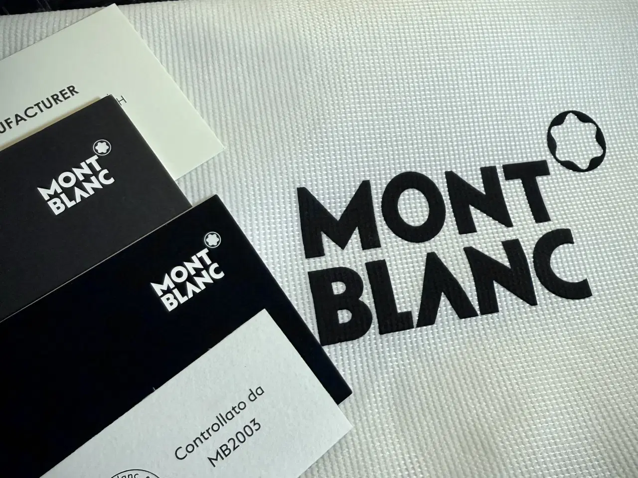 Billede 2 - 👝 Montblanc stor clutch i sort læder - ubrugt