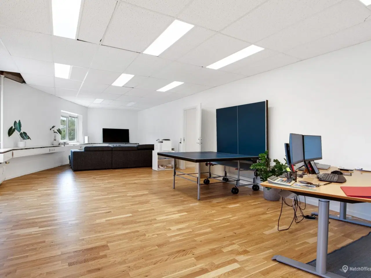 Billede 10 - Regulært lager og kontor på 296 m² - Egen indgang og fleksible indretningsmuligheder