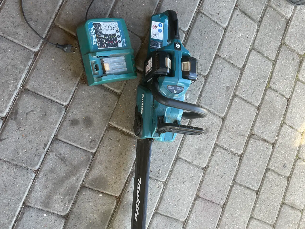 Billede 1 - Makita motorsav med battery