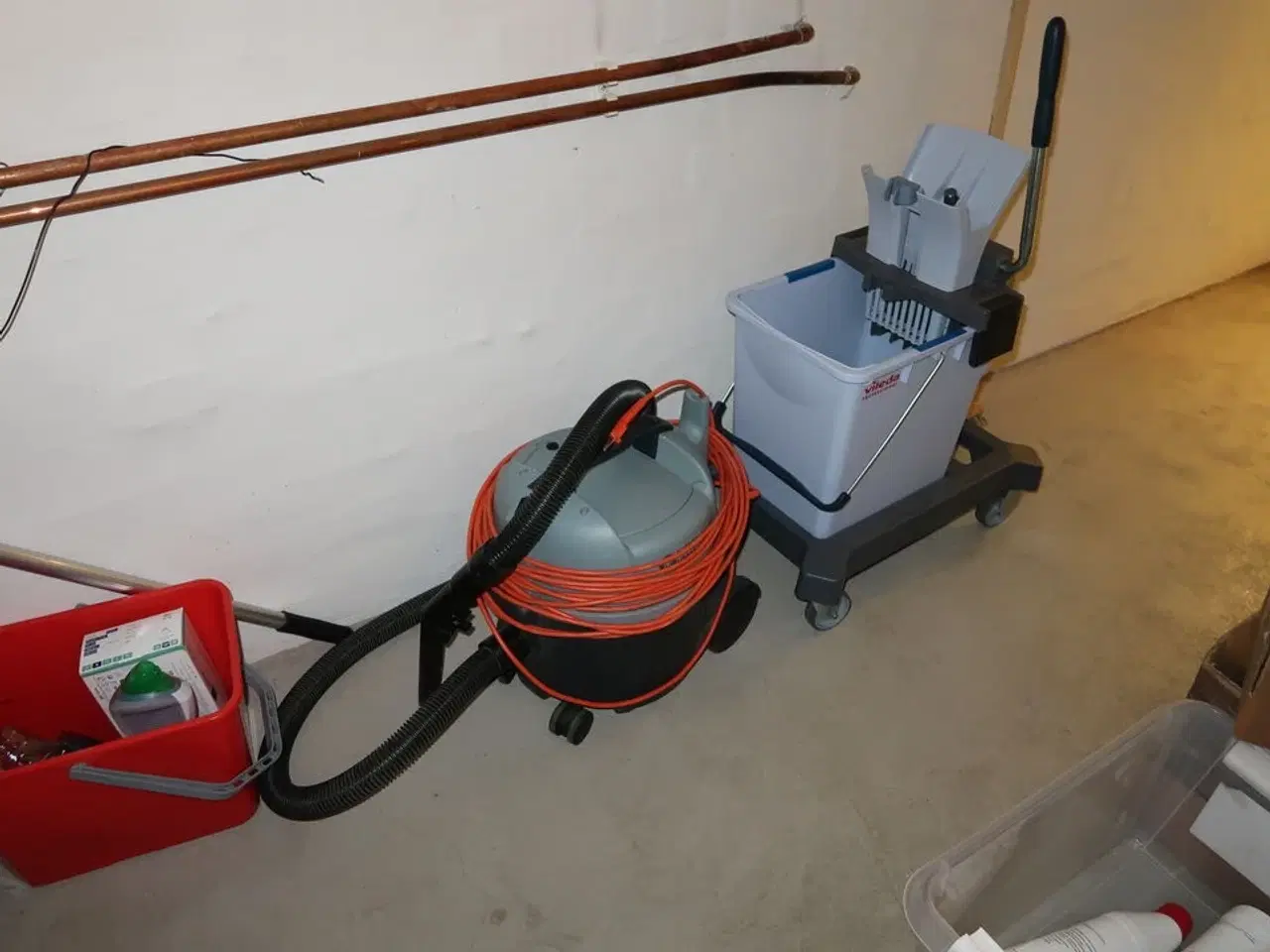 Billede 9 - Div. Rengøringsartikler, Våd-/tørsuger WASCO, støvsuger NILFISK VP300 Hepa m.m.