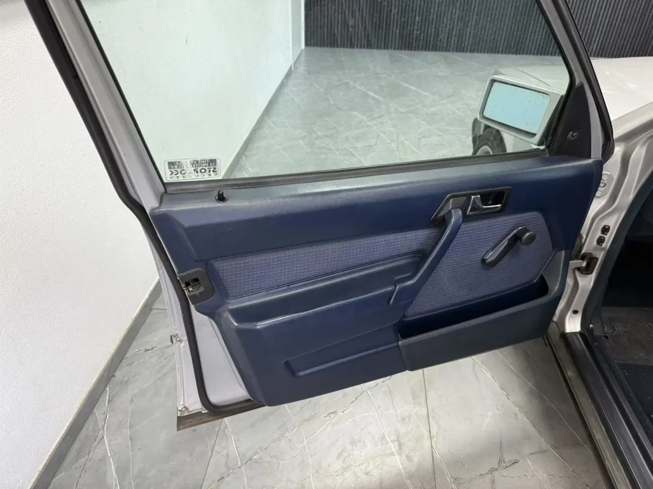 Billede 15 - Mercedes-Benz 190 E 2,0 122HK Aut.