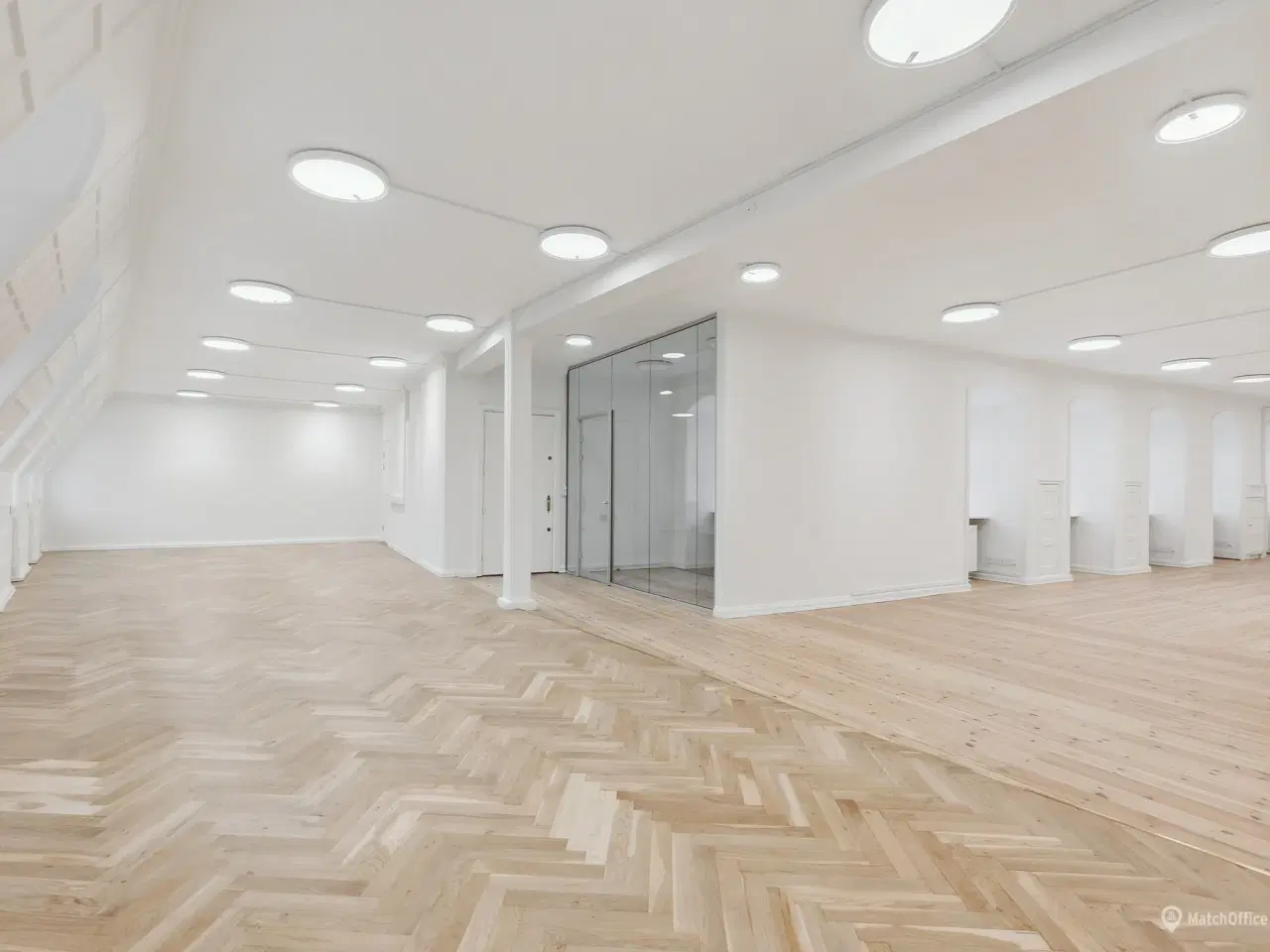 Billede 6 - INGEN BINDING - Nyistandsat storrumskontor på 423 m²