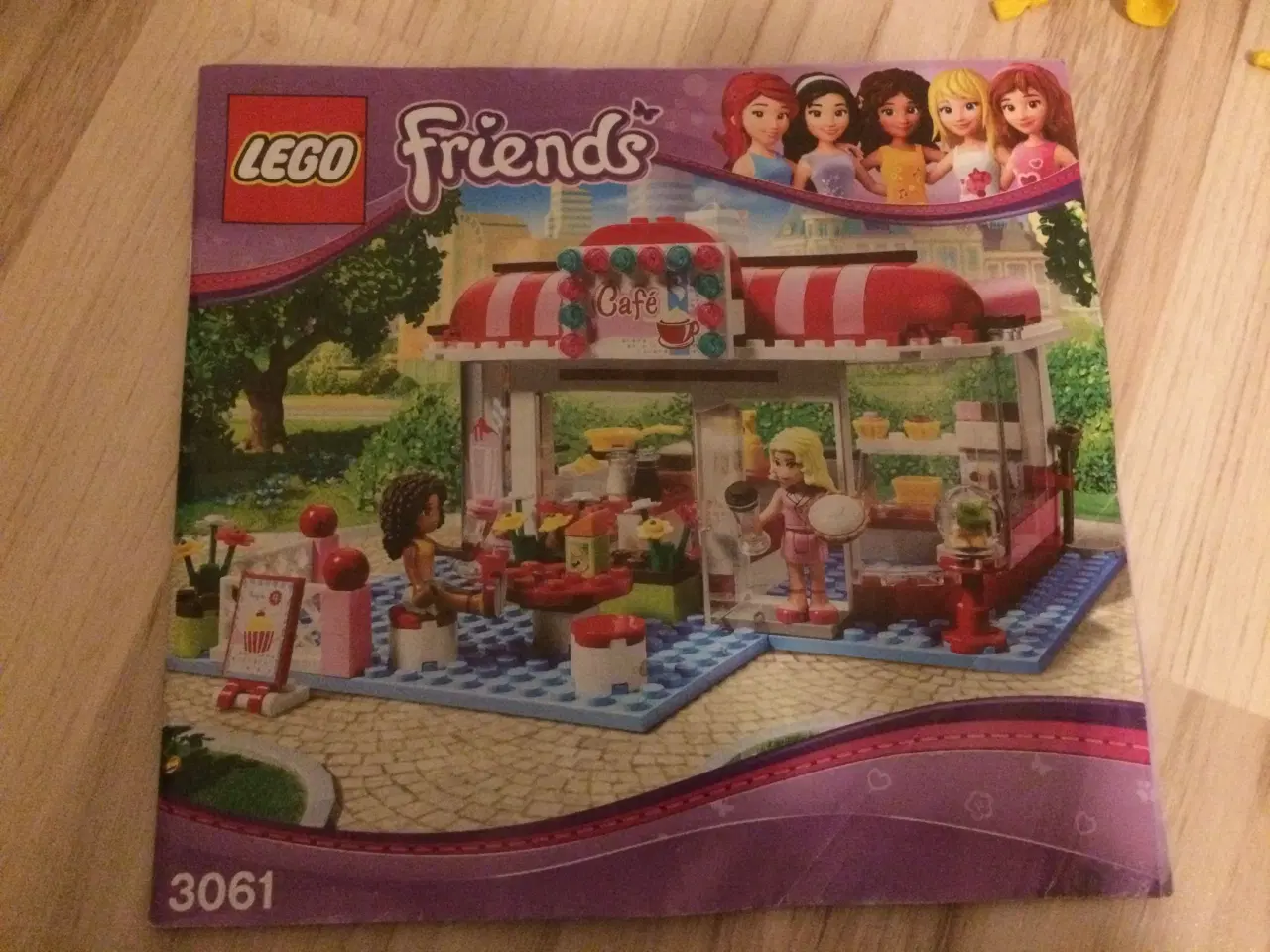 Billede 1 - 6 sæt. LEGO Friends. 